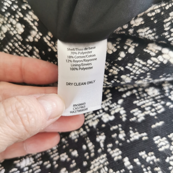 Halogen Black White Boucle Knit Skirt Size 2 - Picture 5 of 8